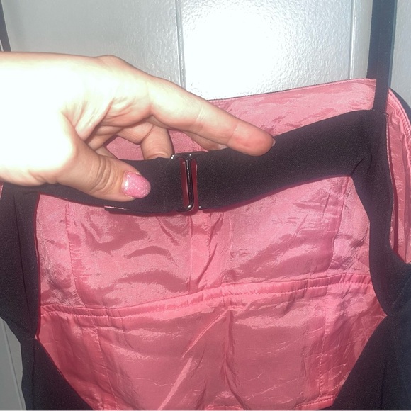 Vintage BCBG MaxAzria Black Backless Mini Dress Size 6 - Picture 5 of 7